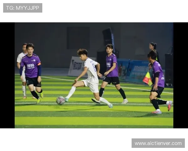 人人看球：多平台同步直播足球比赛让你随时随地享受足球盛宴与精彩瞬间